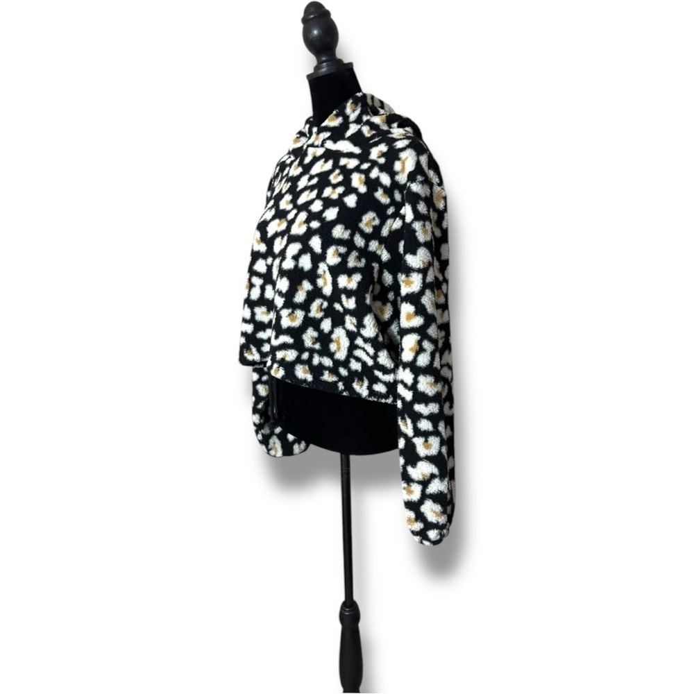 Wild Fable Black With Tan/White Animal Print Cropped Fleece Hooded Sweatshirt - Picture 5 of 16
